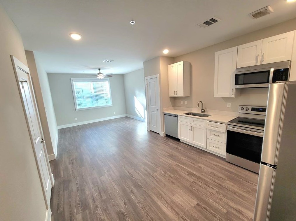 1720 Crestdale Dr #3104, Houston, TX 77080