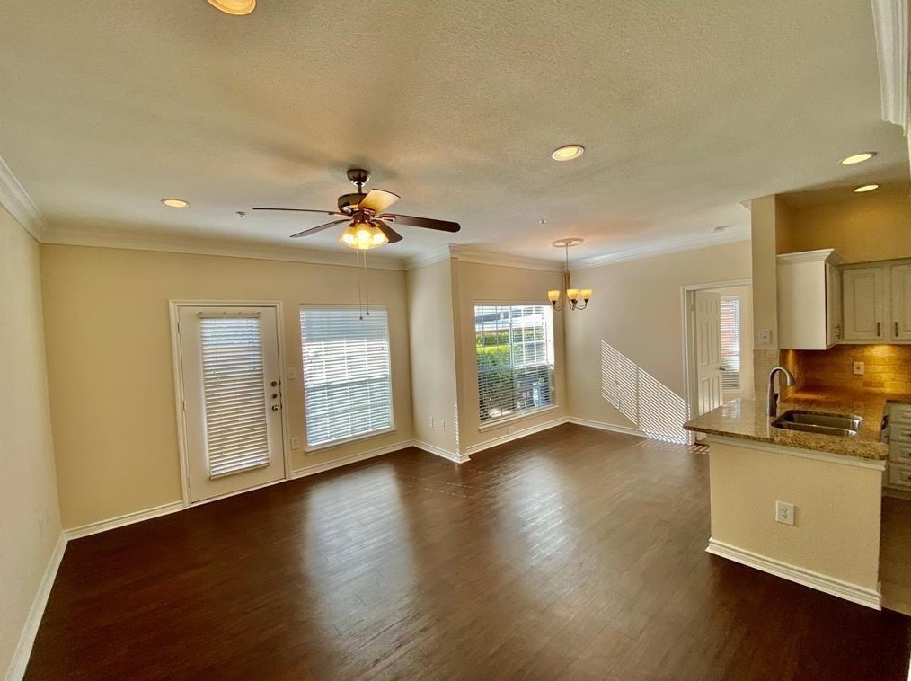 2350 Westcreek Ln #2303, Houston, TX 77027