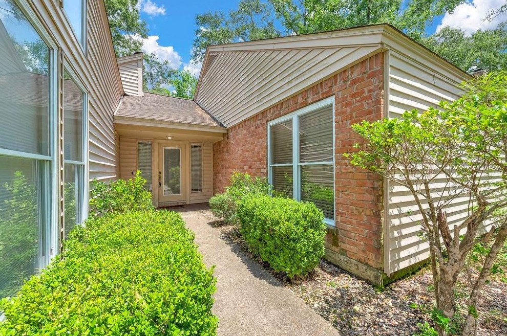 25106 Butterwick Dr, Spring TX  77389-3339 exterior