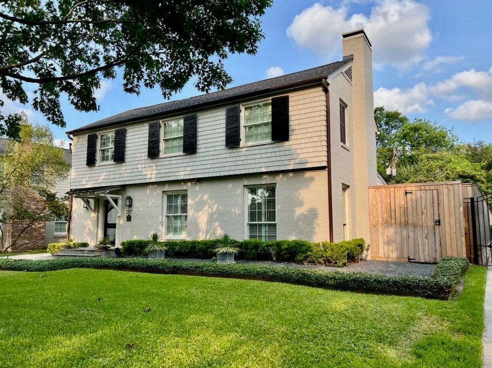 2107 Looscan Ln, Houston, TX 77019