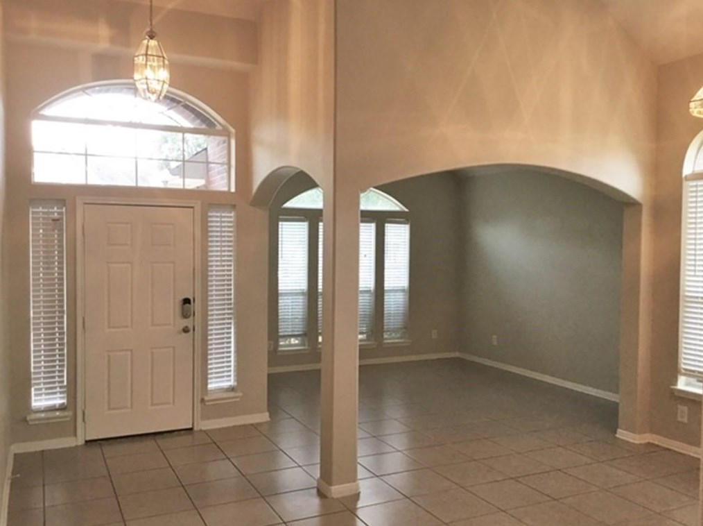 1631 Trail Oaks Ct, Humble, TX 77339