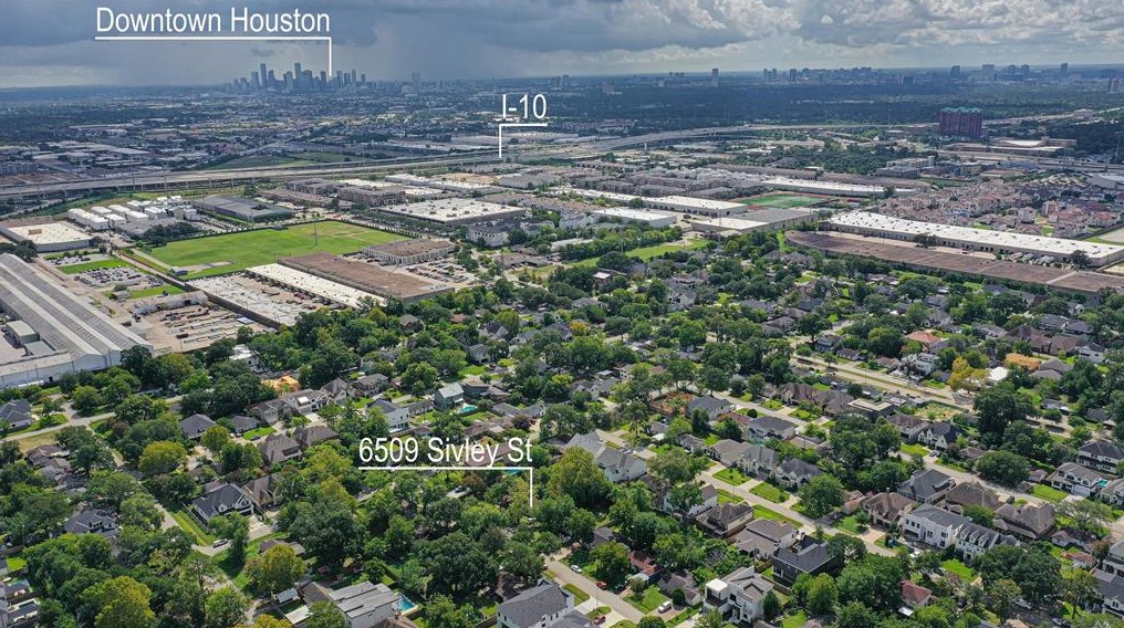 6509 Sivley St, Houston, TX 77055-5334