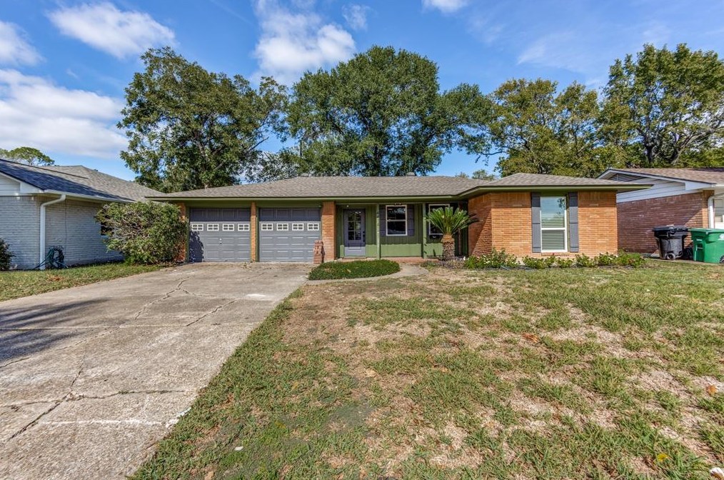 4414 Libbey Ln, Houston, TX 77092
