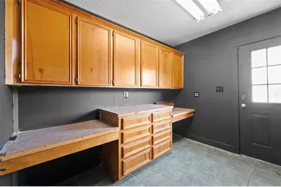 608 Miller Street, Anahuac, TX 77514 - Photo 26