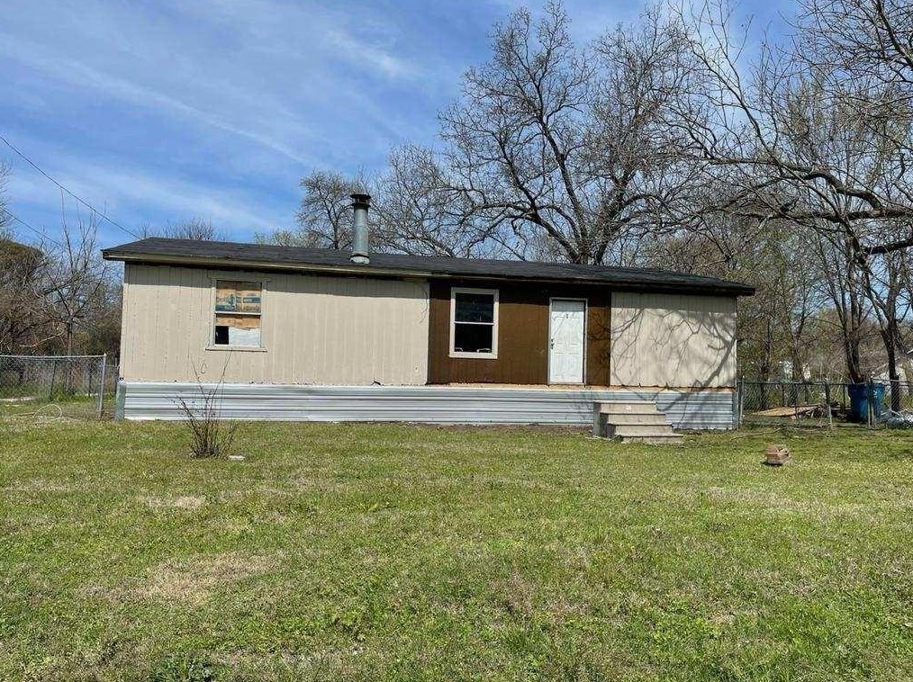 700 A Ave, Corsicana, TX 75110