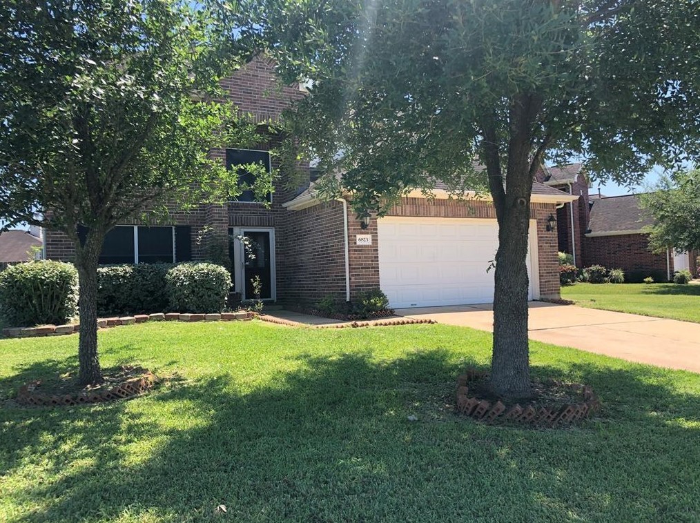 6823 Stoneyvale Dr, Houston, TX 77083