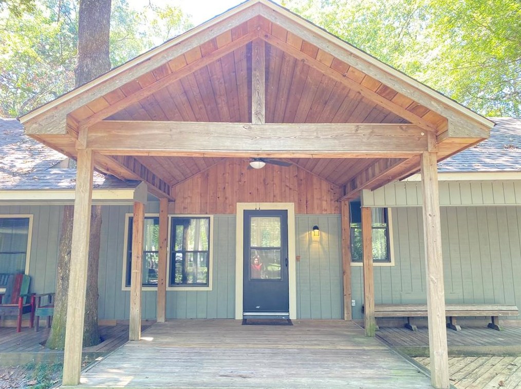 4903 Barber Ln, Conroe, TX 77303