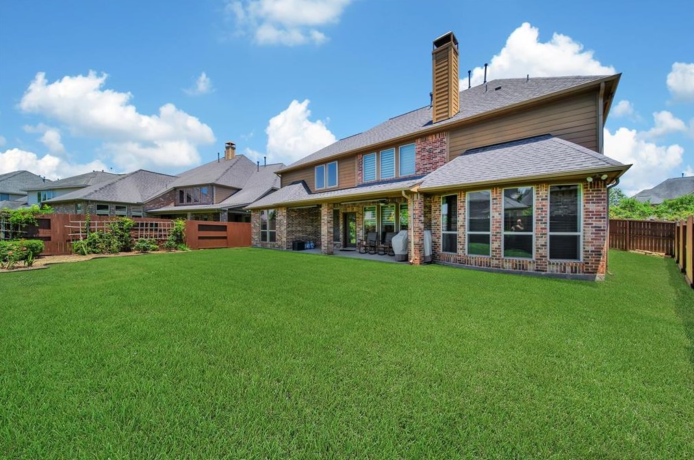 27602 Liberty Hts Ln, Fulshear TX 77441-1480 exterior