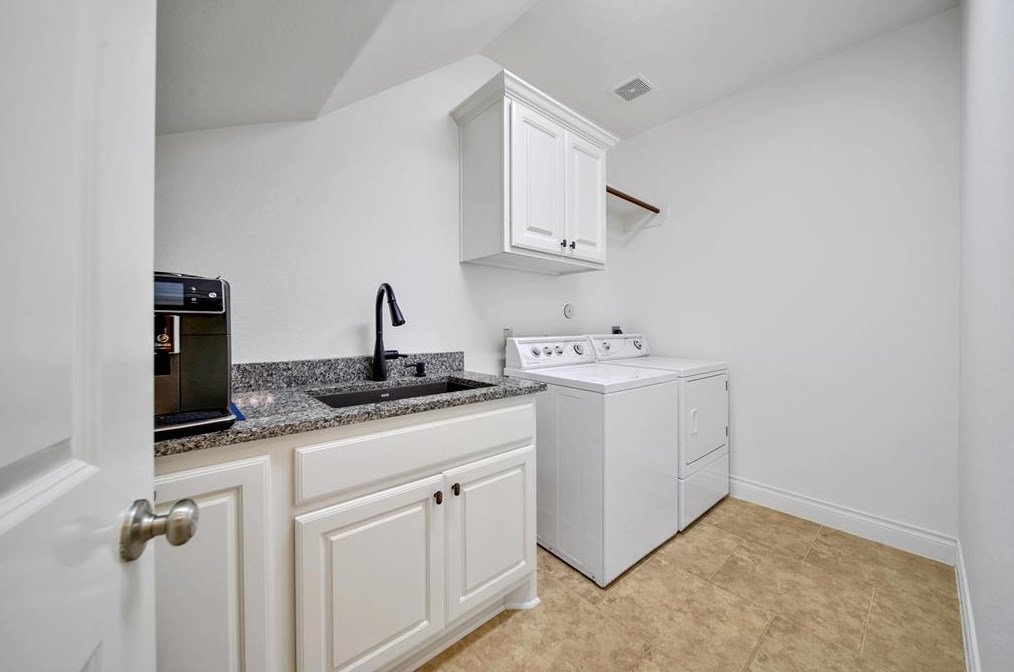 27602 Liberty Hts Ln, Fulshear TX 77441-1480 exterior