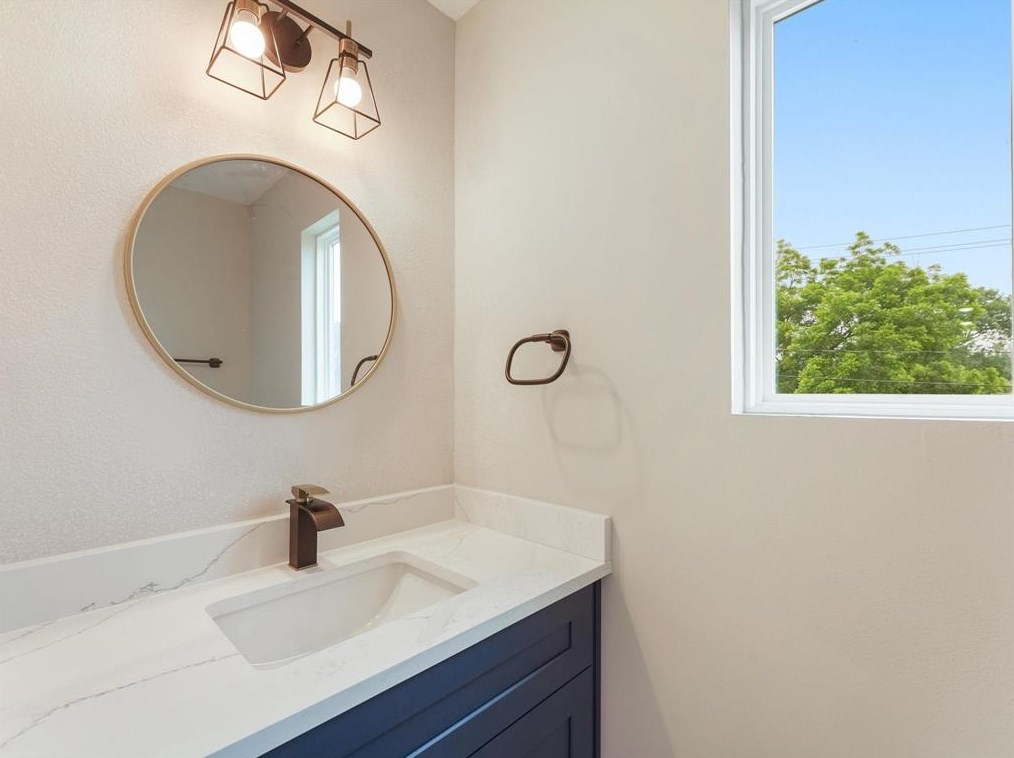 4327 Idaho, Houston TX  77021-4951 exterior