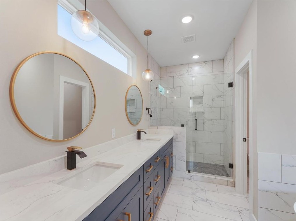 4327 Idaho, Houston TX  77021-4951 exterior