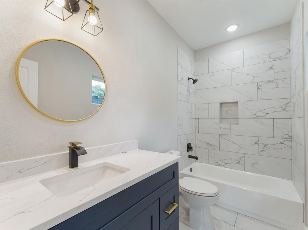 4327 Idaho, Houston TX  77021-4951 exterior