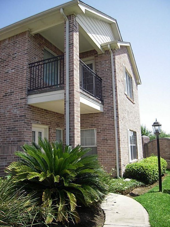 2865 Westhollow Dr #10, Houston, TX 77082