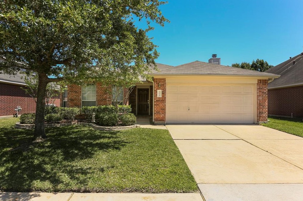 13014 Sayan Glen Ln, Houston TX  77070-2634 exterior