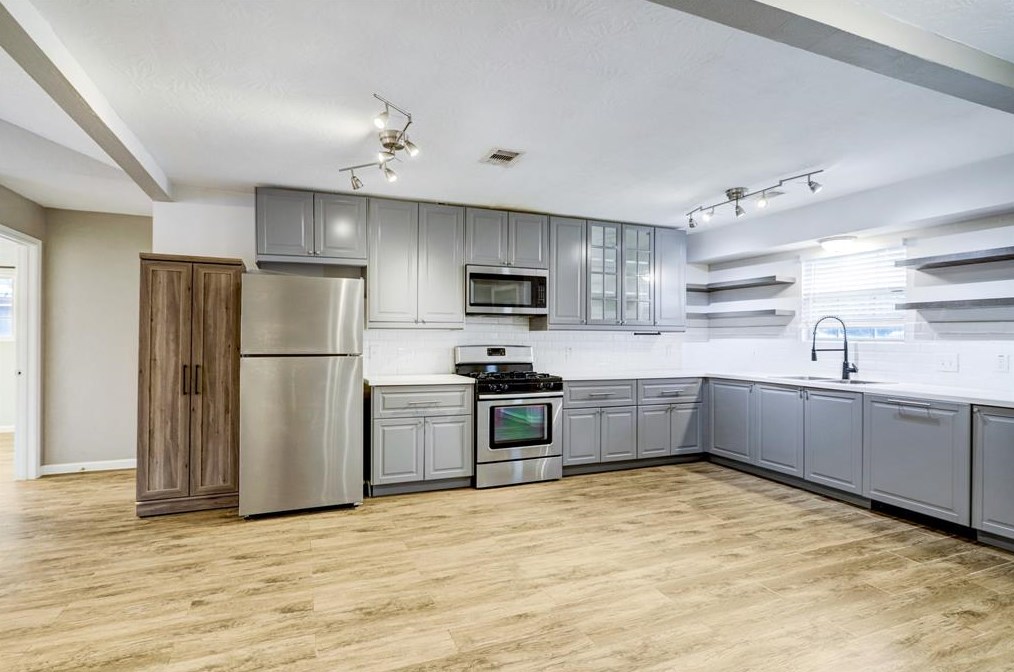 612 Wisconsin St, South Houston, TX 77587