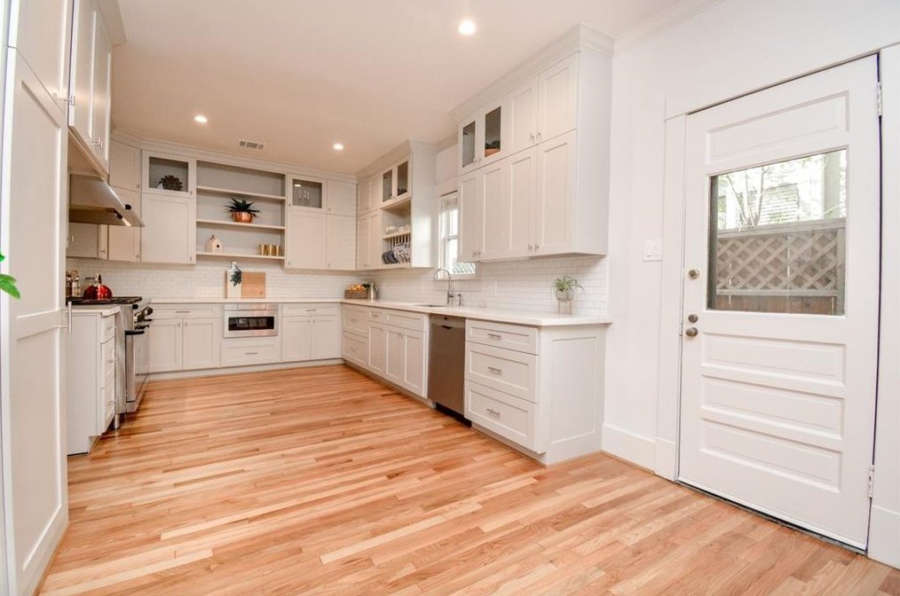 2418 Mandell, Houston TX 77005-1828 exterior