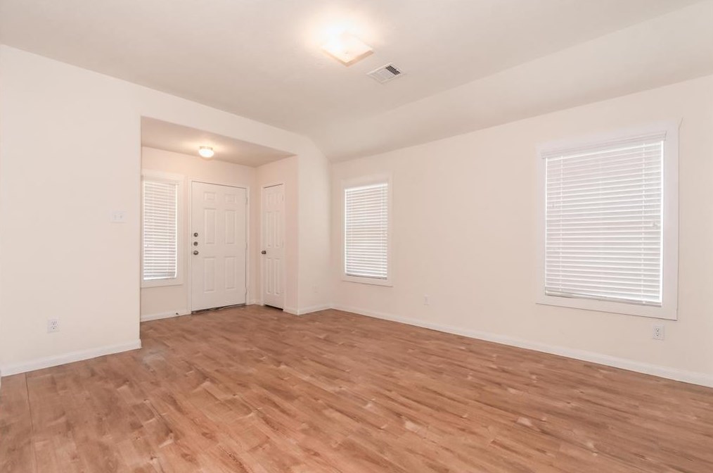 6209 Luce St, Houston, TX 77087