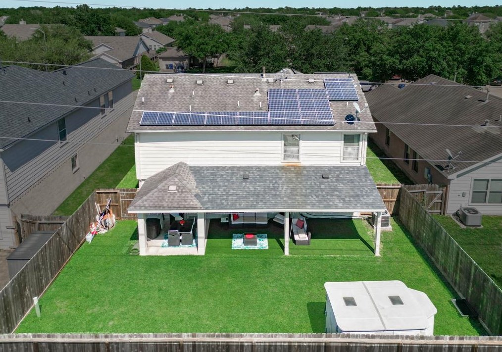 2106 Gable Holw Ln, Katy TX  77450-6771 exterior