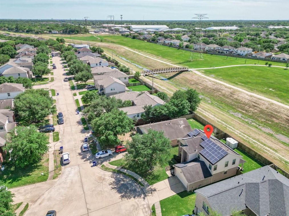 2106 Gable Holw Ln, Katy TX  77450-6771 exterior