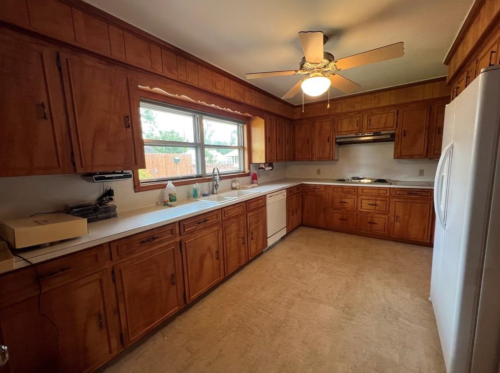 432 S Holland St, Bellvue, TX 77418