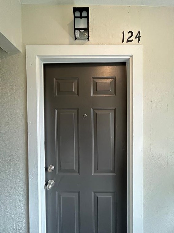 3629 N Macgregor Way #124, Houston, TX 77004