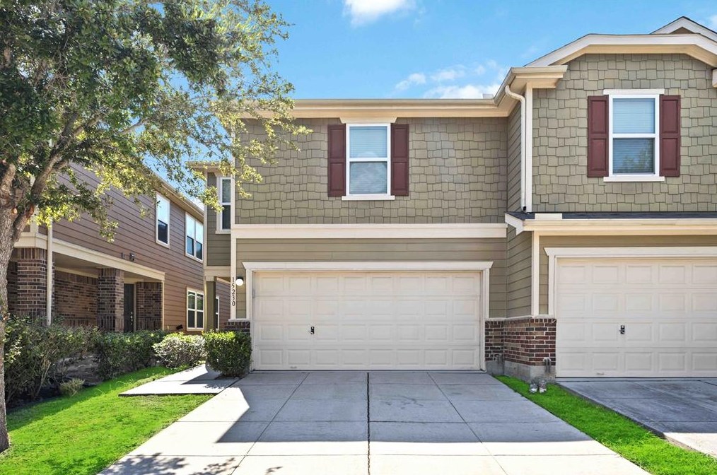 15230 Trinity Meadow Dr, Missouri City, TX 77489-2481