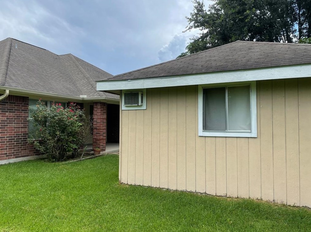 211 San Jacinto St, Morgans Point, TX 77571