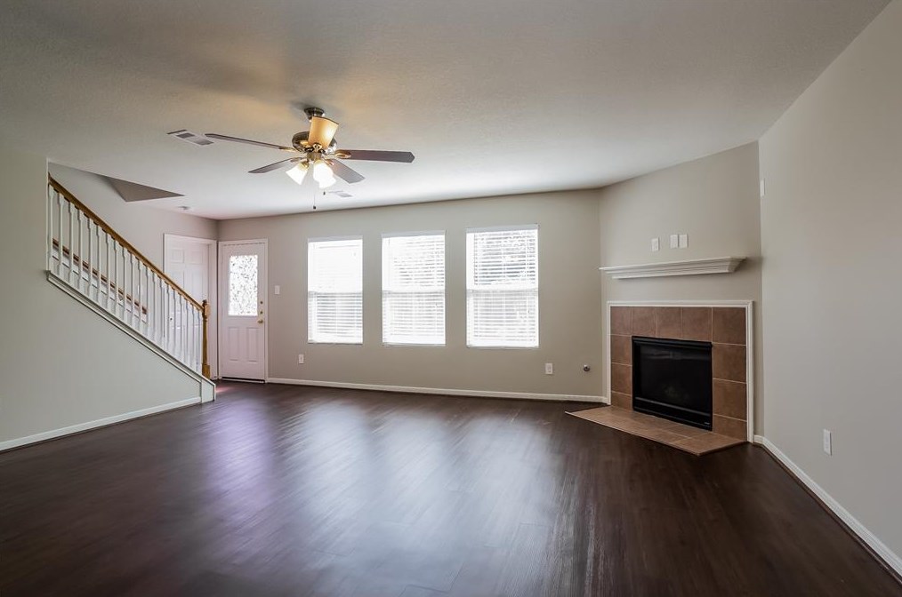16728 Foursquare Dr, Conroe, TX 77385