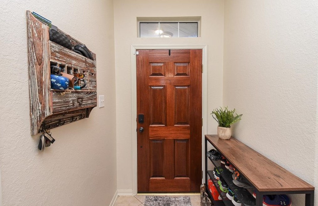 31 Greenhill Terrace Pl, Spring TX  77382-1609 exterior