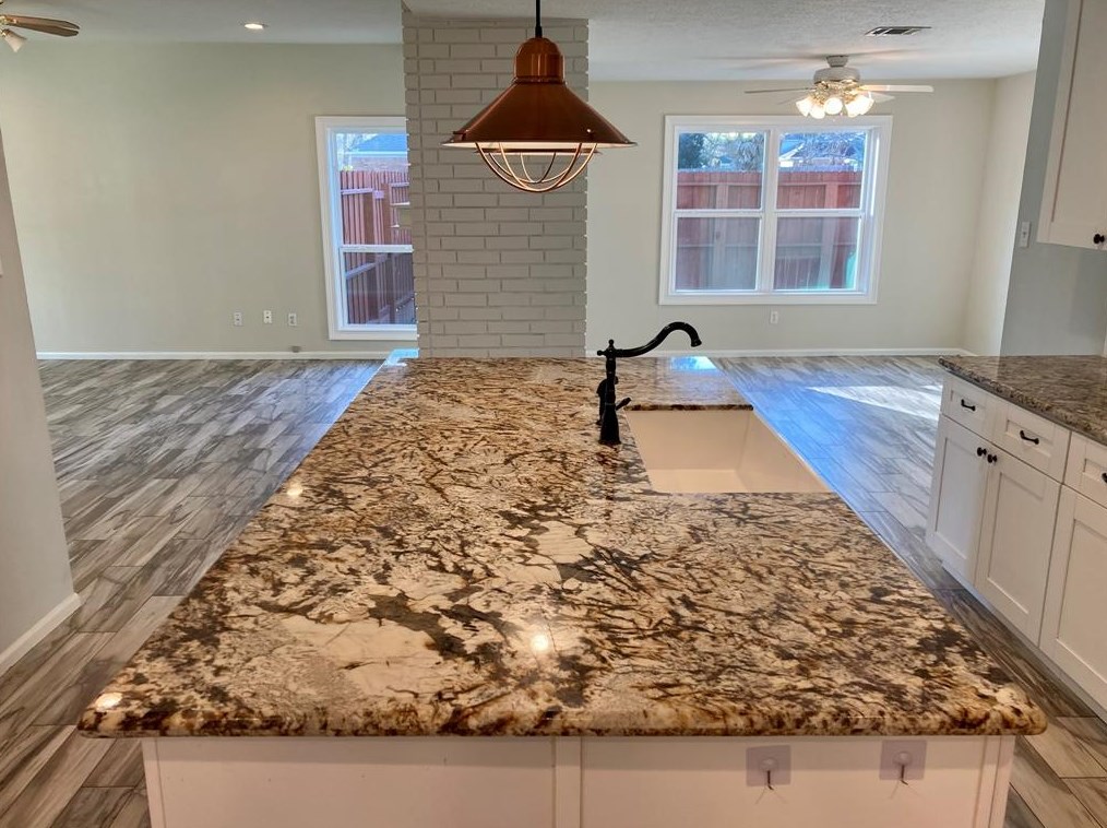 3503 Creek Manor Dr, Humble, TX 77339