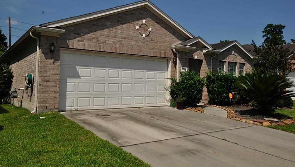 2702 Woodspring Forest Dr, Humble, TX 77345-2560
