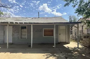 3406 E 15th St, Lubbock, TX 79403 - Photo 2