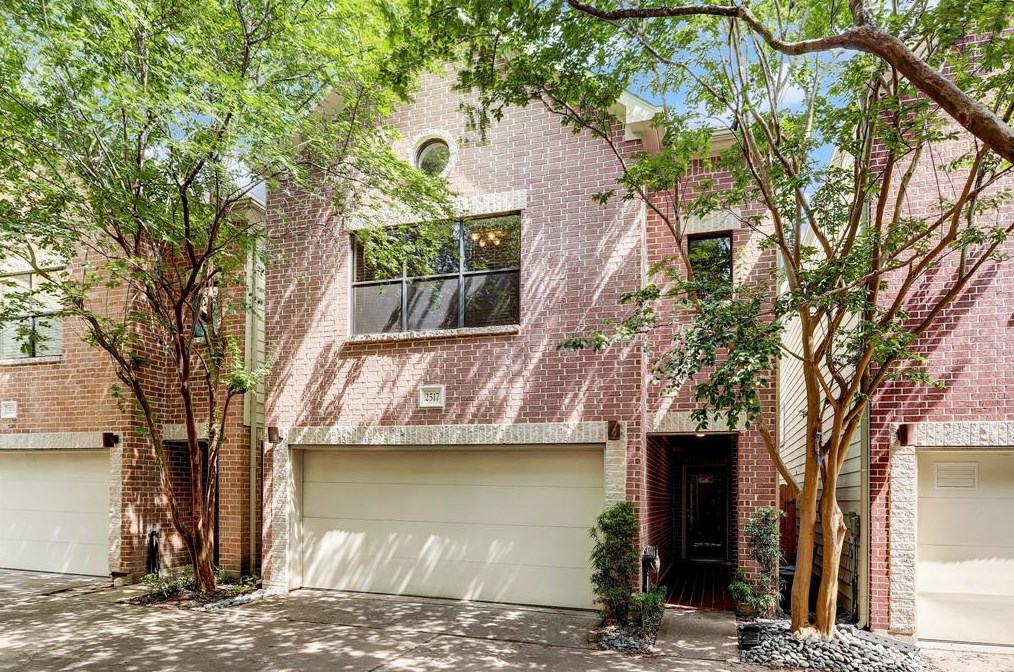 2517 Brinkman St, Houston, TX 77008