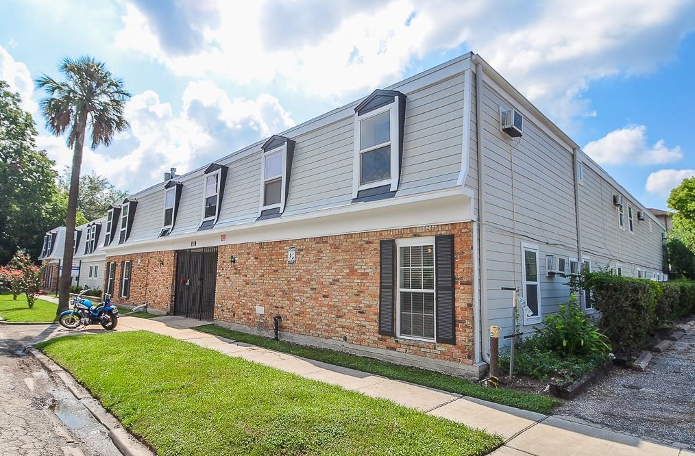 1423 Hawthorne #07, Houston, TX 77006