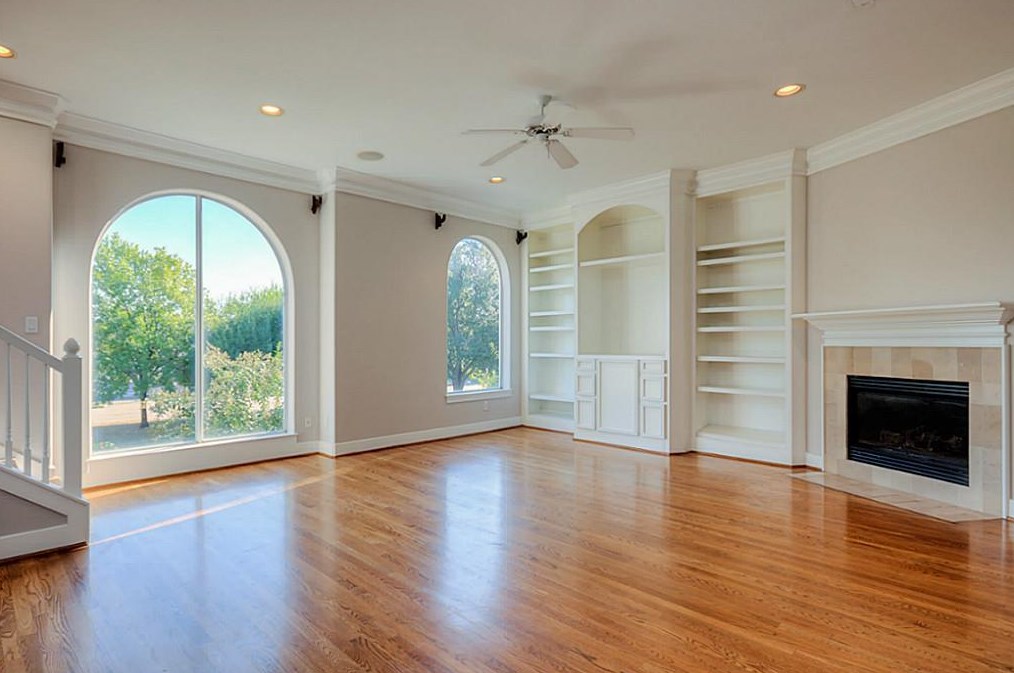 6411 Westcott St, Houston TX  77007-2038 exterior