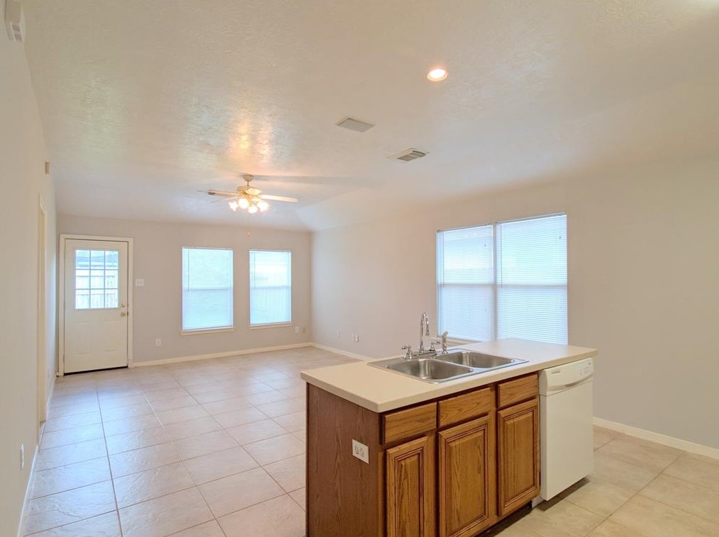 11314 Northam Dr, Tomball, TX 77375