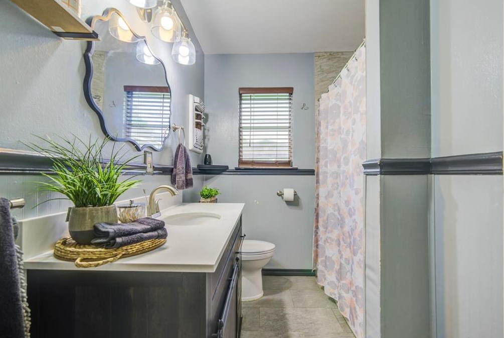 801 Busse Cir, Pasadena TX 77503-2206 exterior