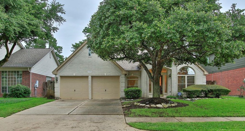 17126 Carroll Lake Dr, Spring, TX 77379-2308