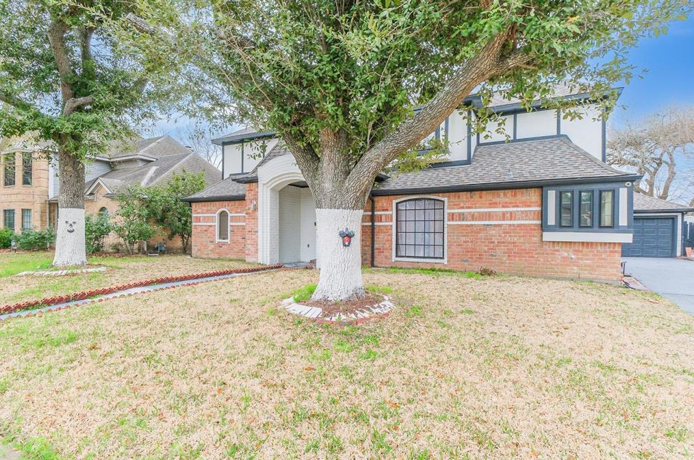 15415 Monte Vista Dr, Houston, TX 77083-2448