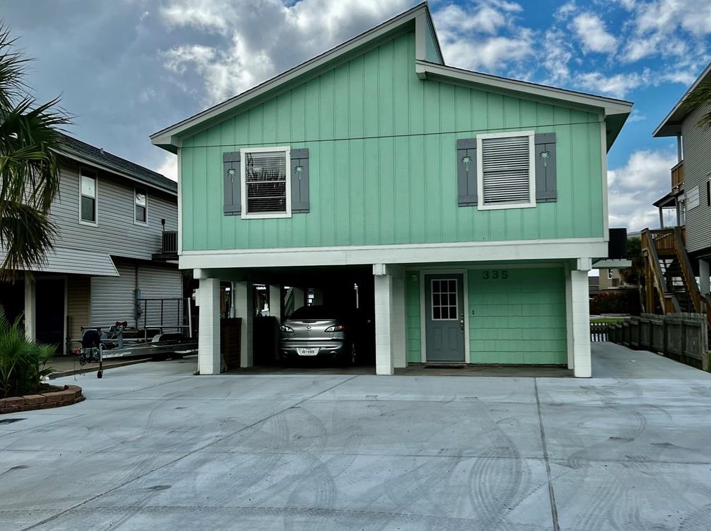 335 Tahiti Rd, Galveston, TX 77554