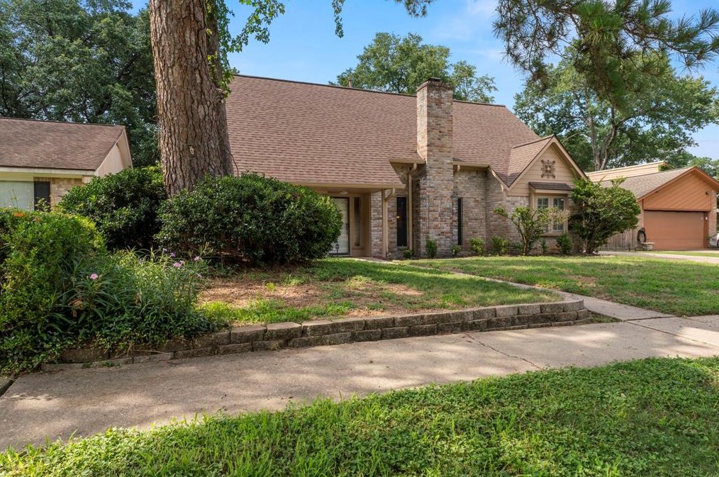 7031 River Mill Dr, Spring TX  77379-4723 exterior