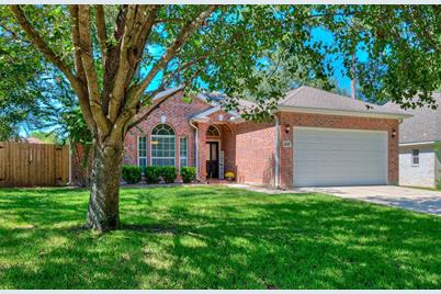 3135 Fitzgerald Drive, Montgomery, TX 77356 - Photo 1