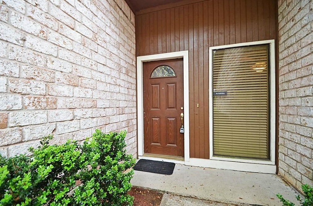 3130 Frontier Dr, Sugar Land, TX 77479