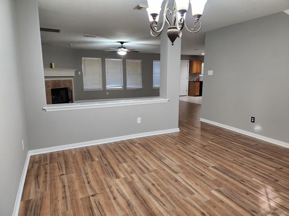 2514 Lake Dale Ln, Richmond, TX 77406