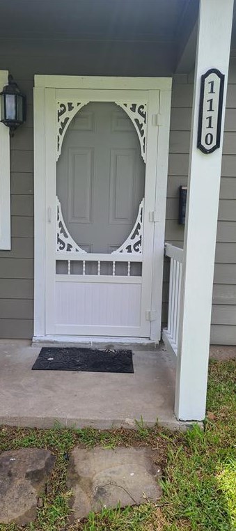 1110 N Natchez Dr, Texas City, TX 77591