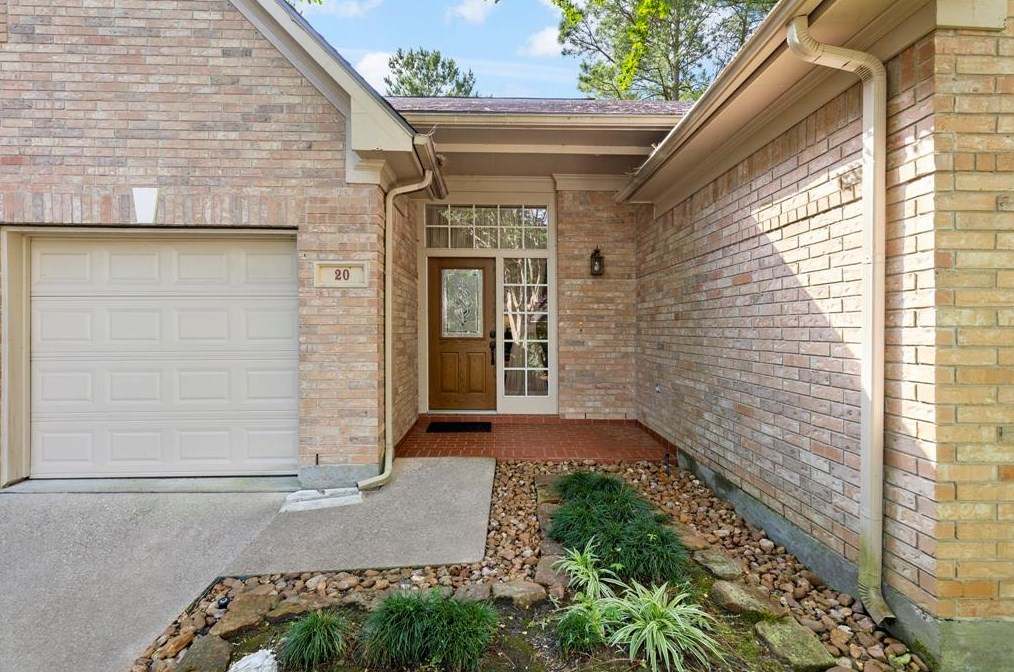 20 Rosethorn Pl, Spring, TX 77381-5128