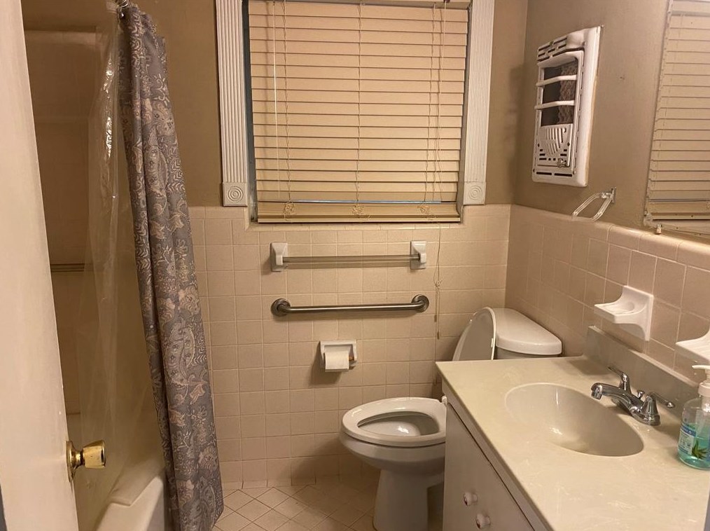 8926 Opelika St, Houston TX  77080-1739 exterior