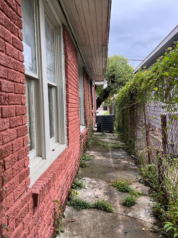 224 Everton St, Houston TX  77003-2504 exterior