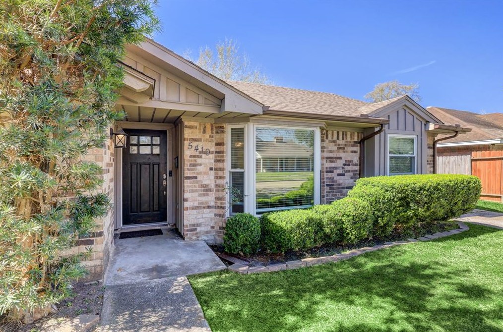 5419 Brian Haven Dr, Houston TX  77091-5503 exterior