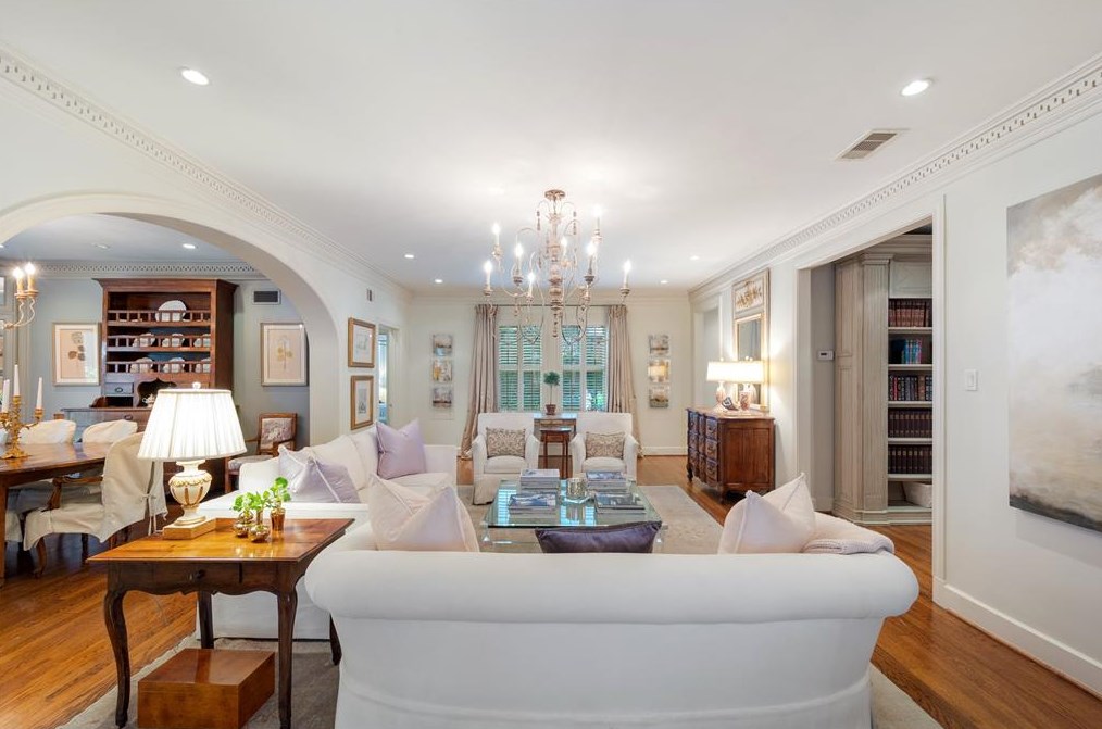 4814 Yoakum Blvd, Houston TX  77006-2740 exterior